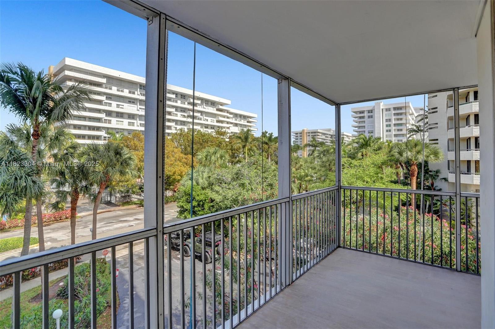 ISLAND BREAKERS CONDO - Residential Lease