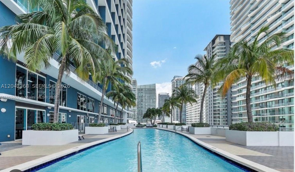 INFINITY AT BRICKELL COND - Residential