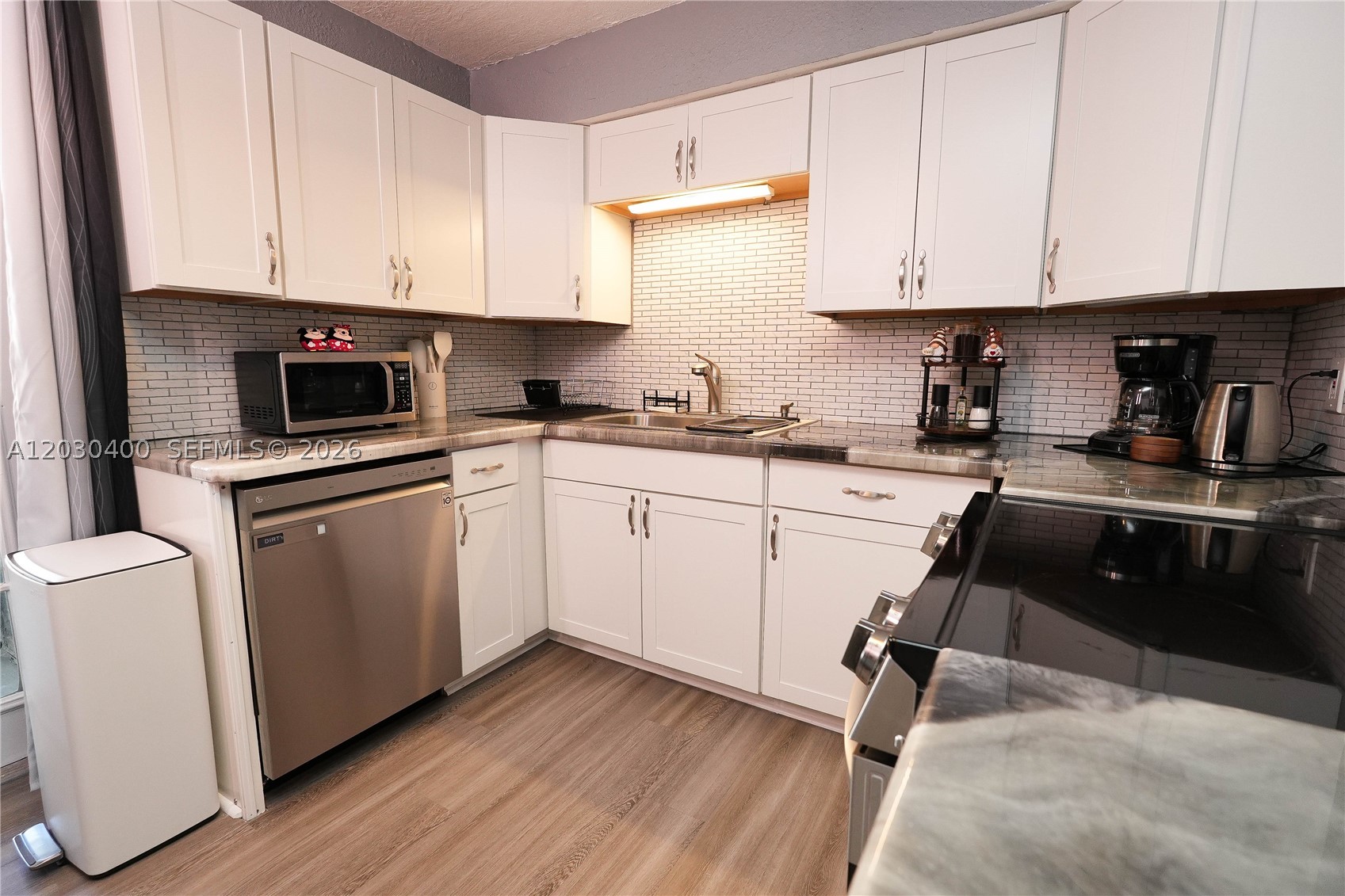 OCEAN VIEW SUBDIVISION RE - Residential Lease