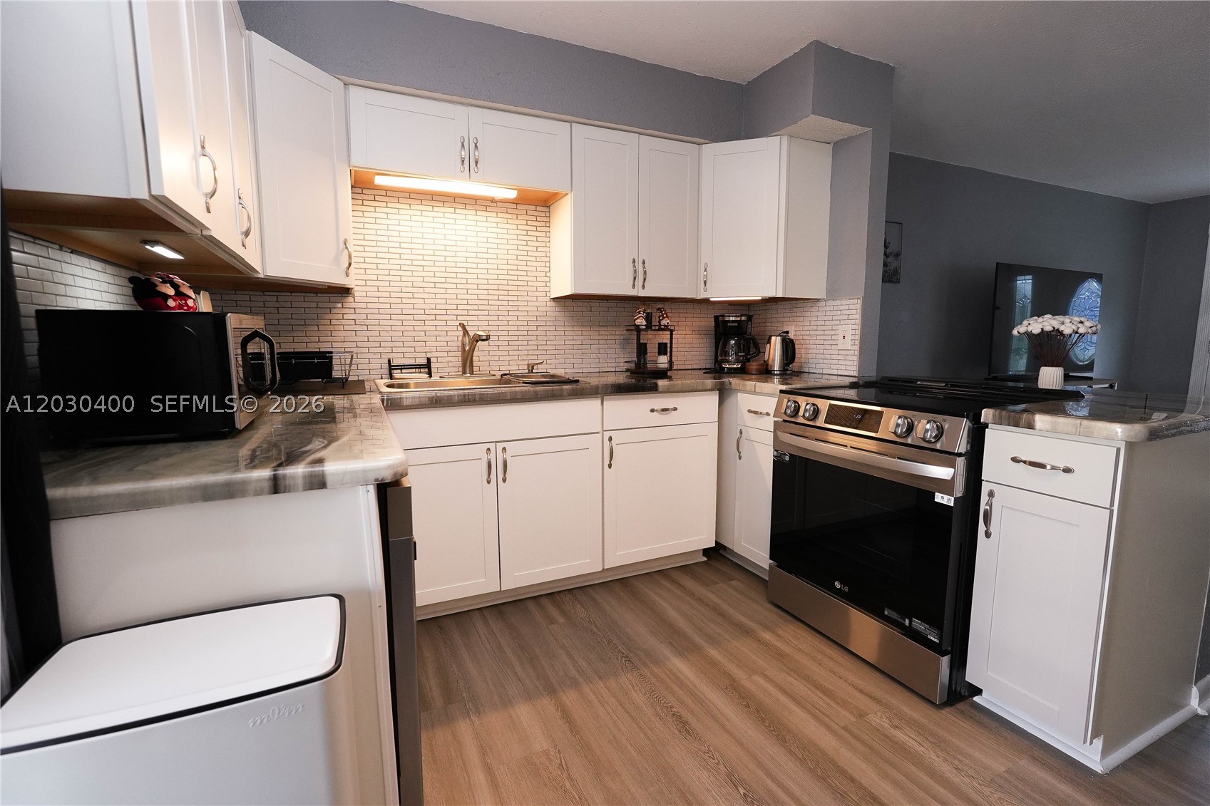 OCEAN VIEW SUBDIVISION RE - Residential Lease