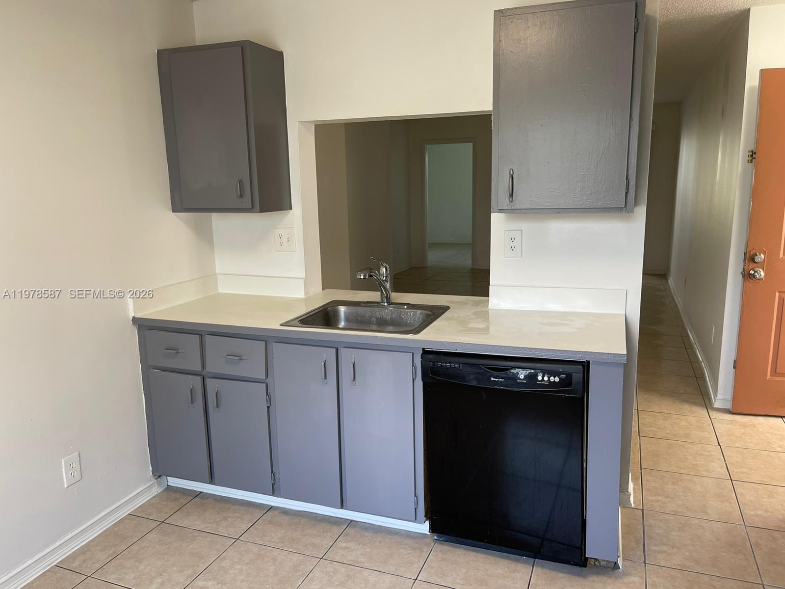 CYPRESS AT WOODMONT 3 CON - Residential
