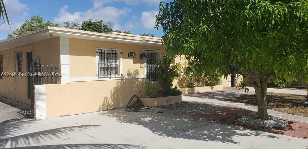 LAWNDALE 3RD ADDN - Residential Income