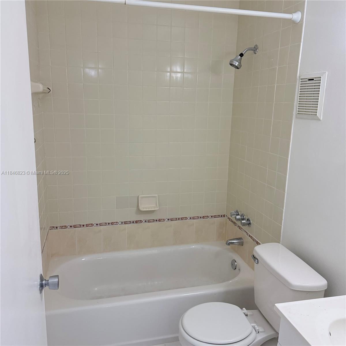 TERRAZAS DEL SOL CONDO - Residential Lease