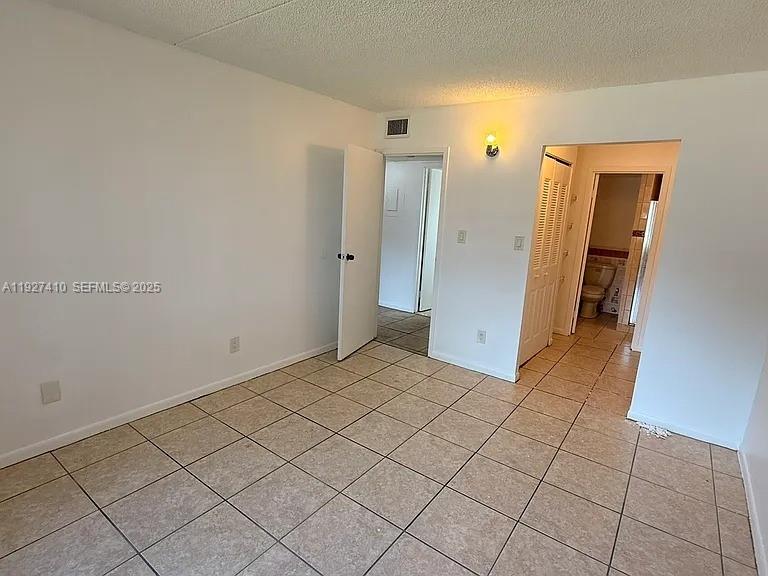 HAMPTON COURT CONDO - Residential