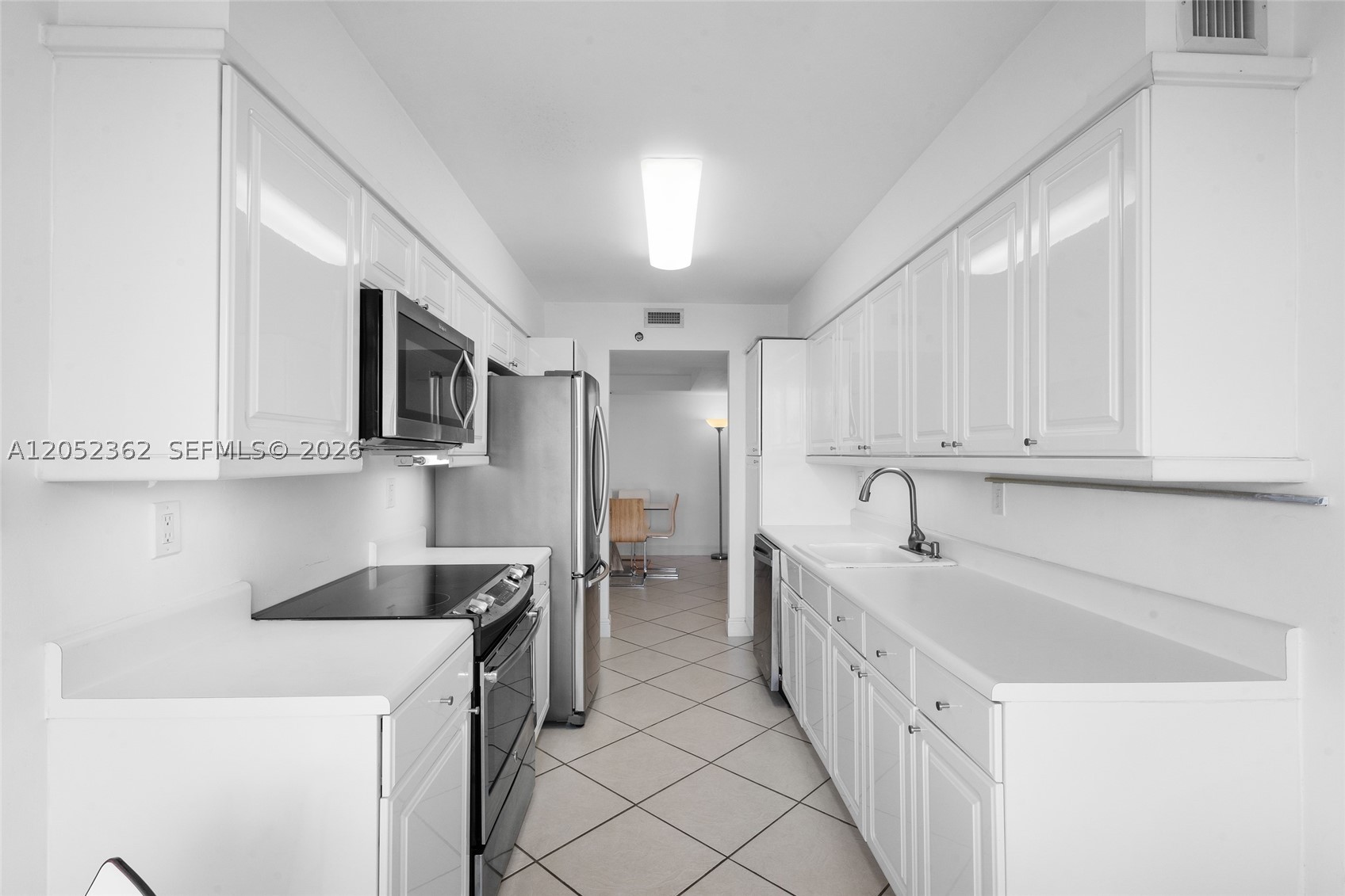 HARBOR TWS AT THE WATERWA - Residential