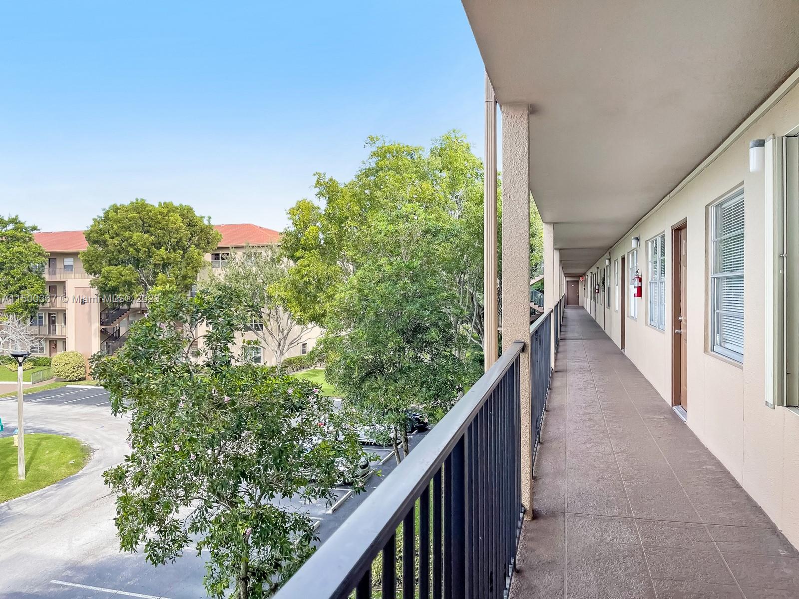 NEW HAMPTON CENTURY VILLAG - Residential