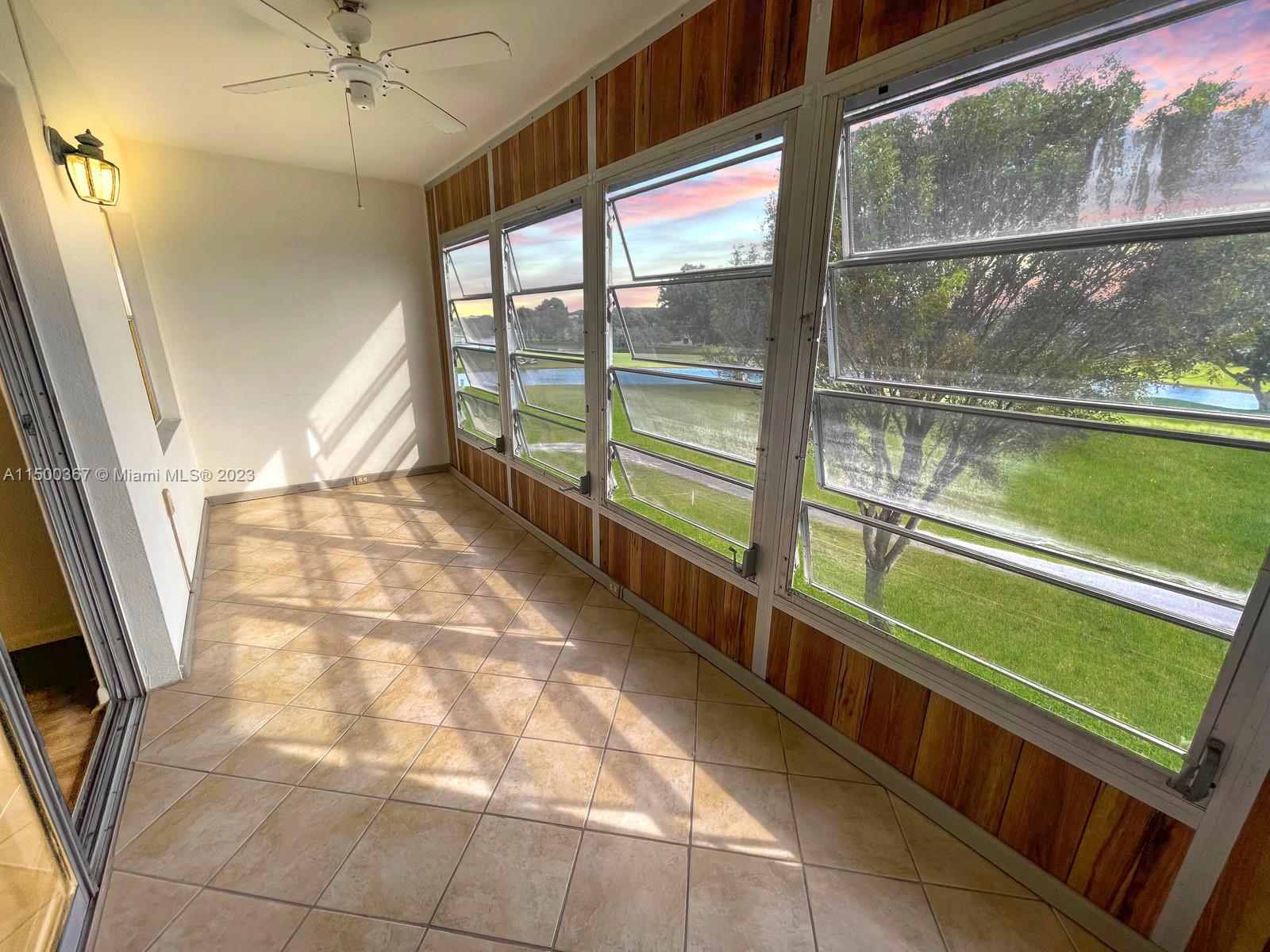 NEW HAMPTON CENTURY VILLAG - Residential