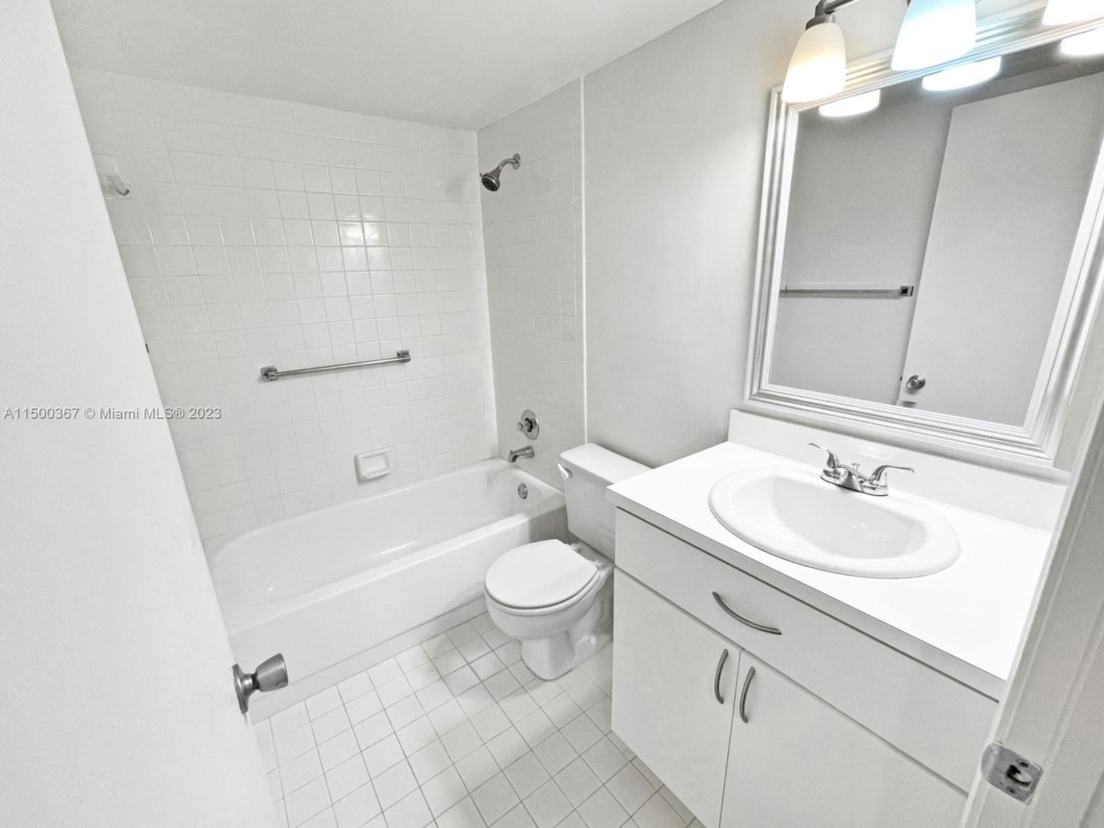 NEW HAMPTON CENTURY VILLAG - Residential