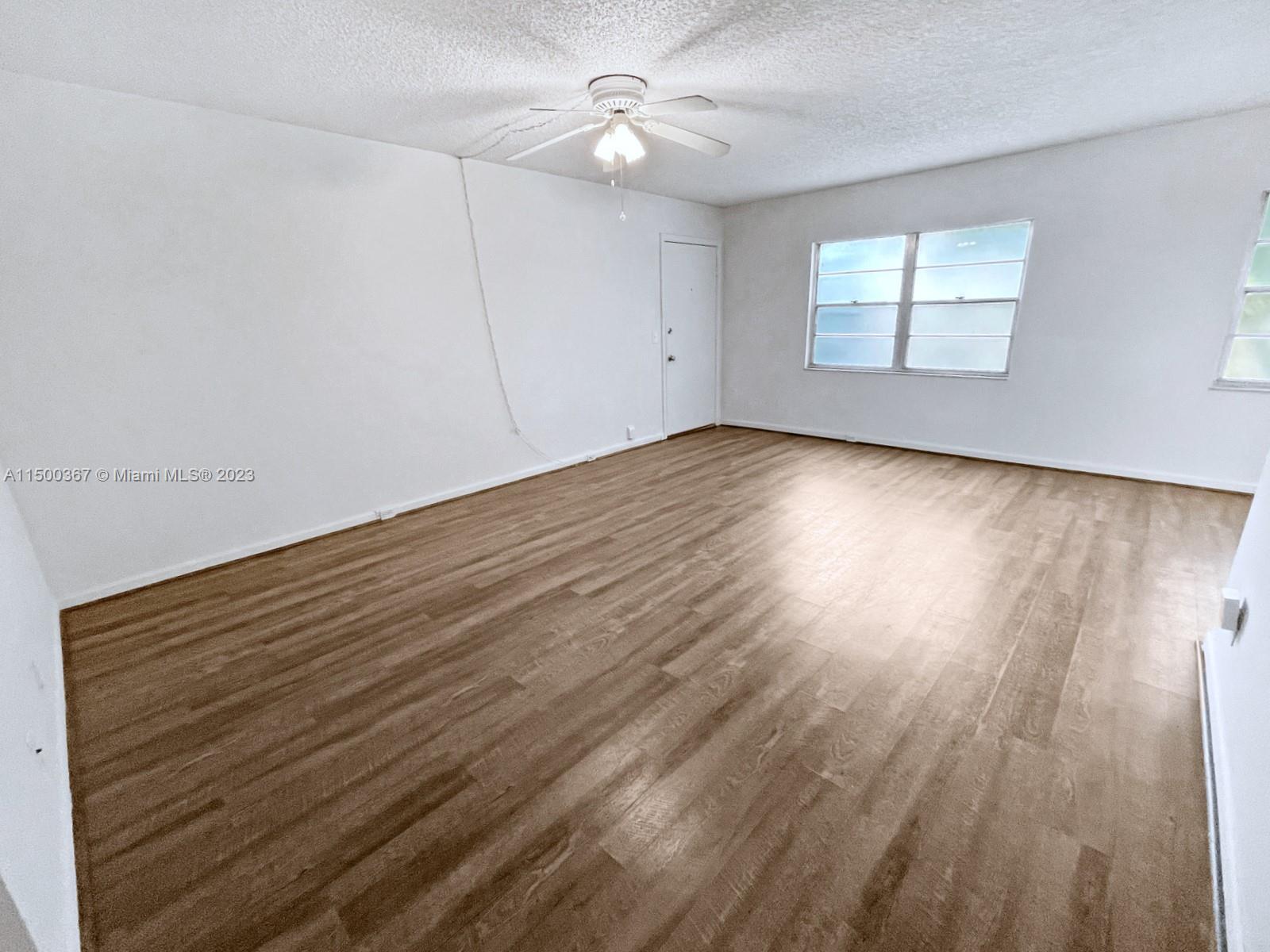 NEW HAMPTON CENTURY VILLAG - Residential