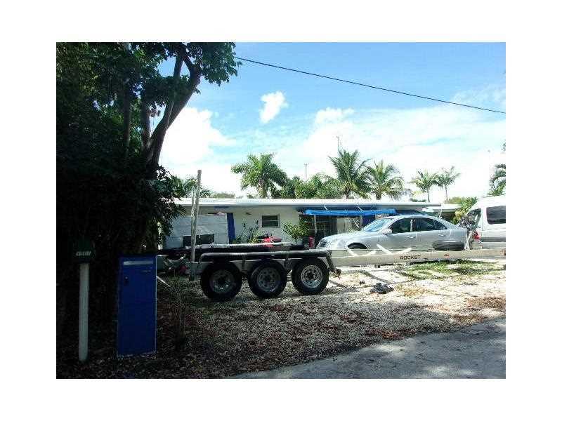 LAUDERDALE ISLES NO 1 31- - Residential