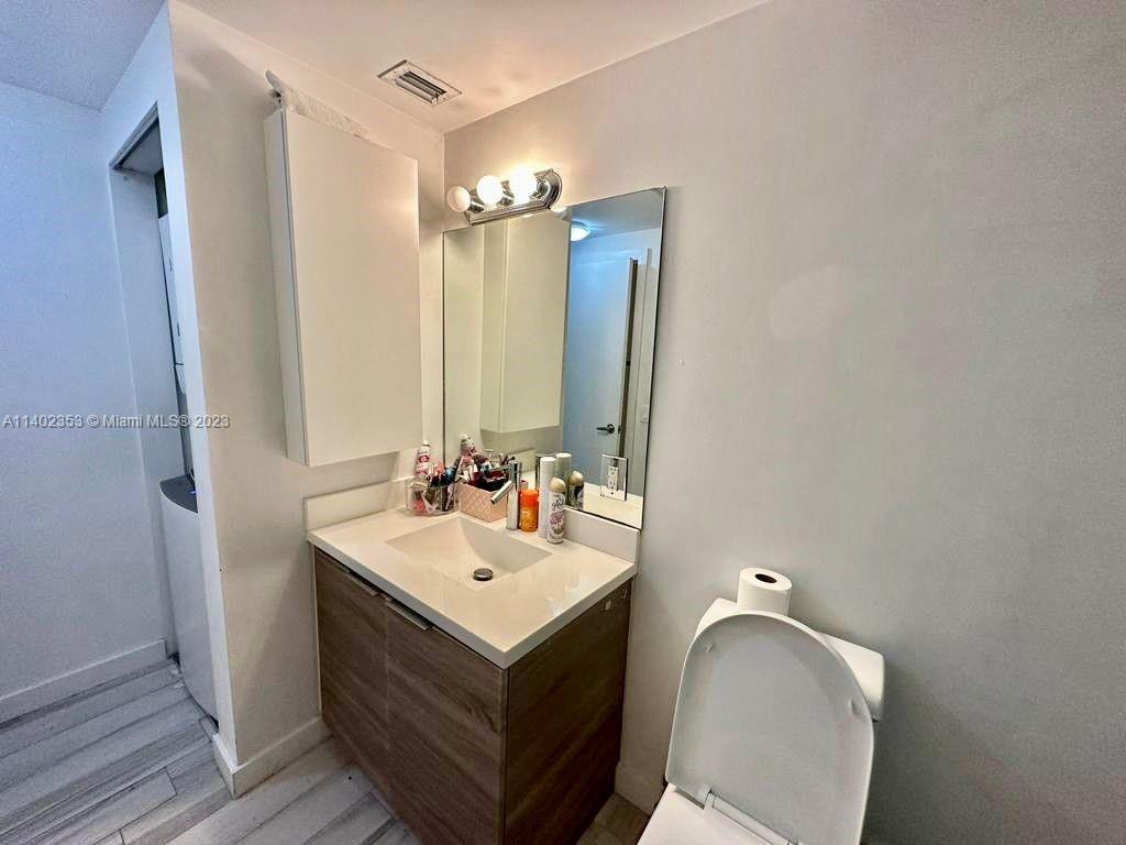 LINCOLN SUB - Residential Lease