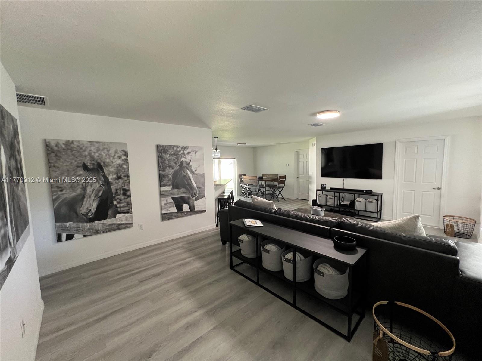 OCALA PARK ESTATES - Residential