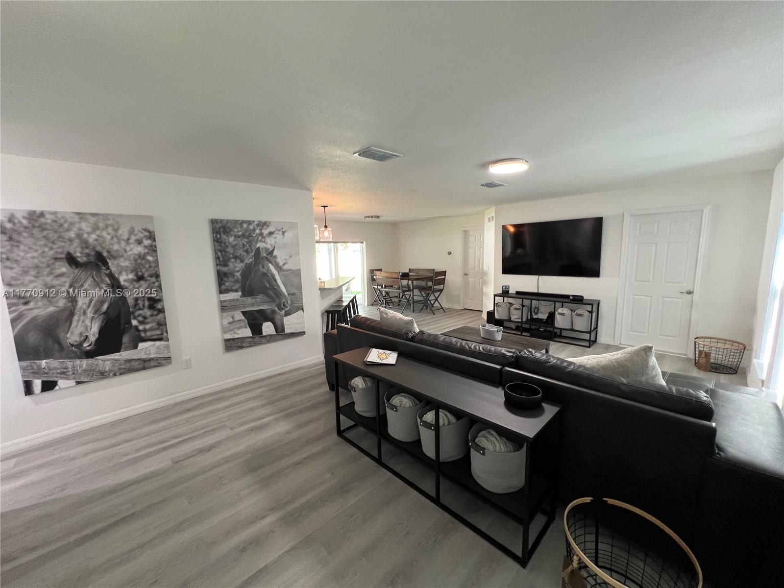 OCALA PARK ESTATES - Residential