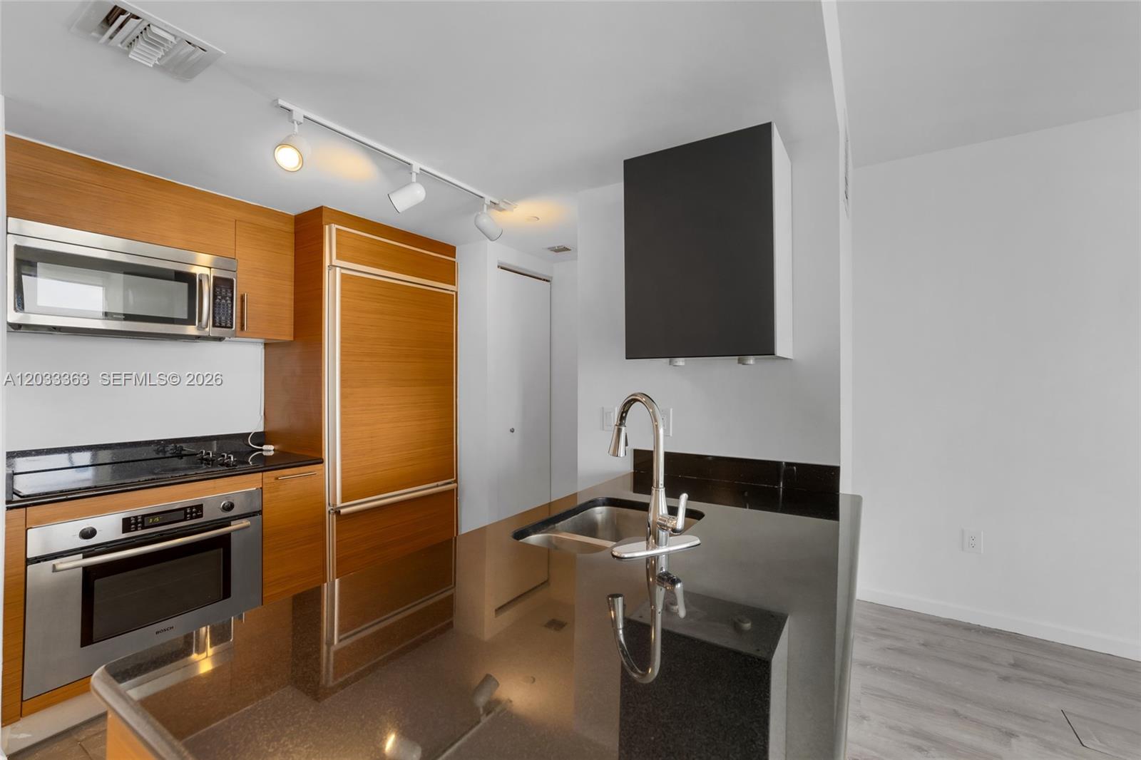 50 BISCAYNE CONDO - Residential