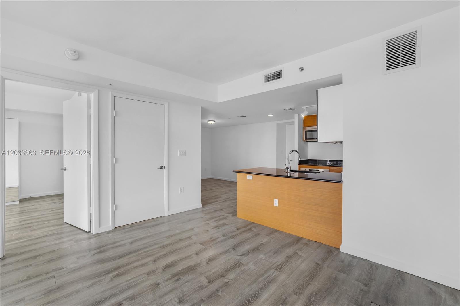 50 BISCAYNE CONDO - Residential