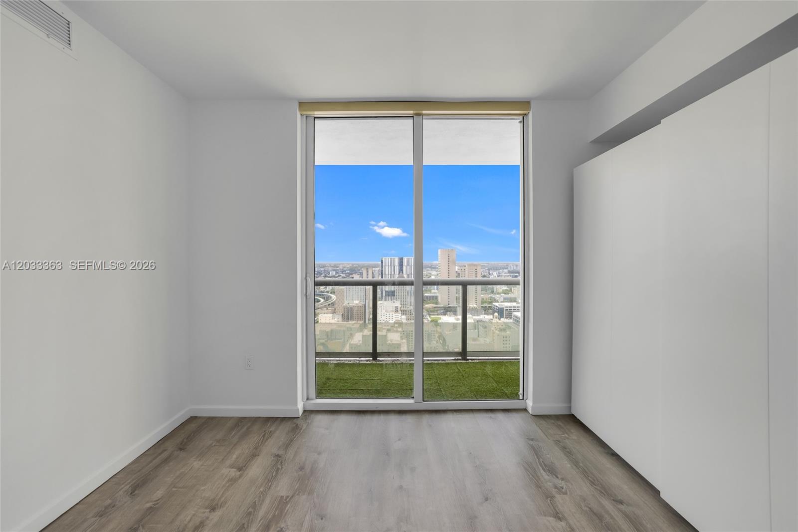 50 BISCAYNE CONDO - Residential