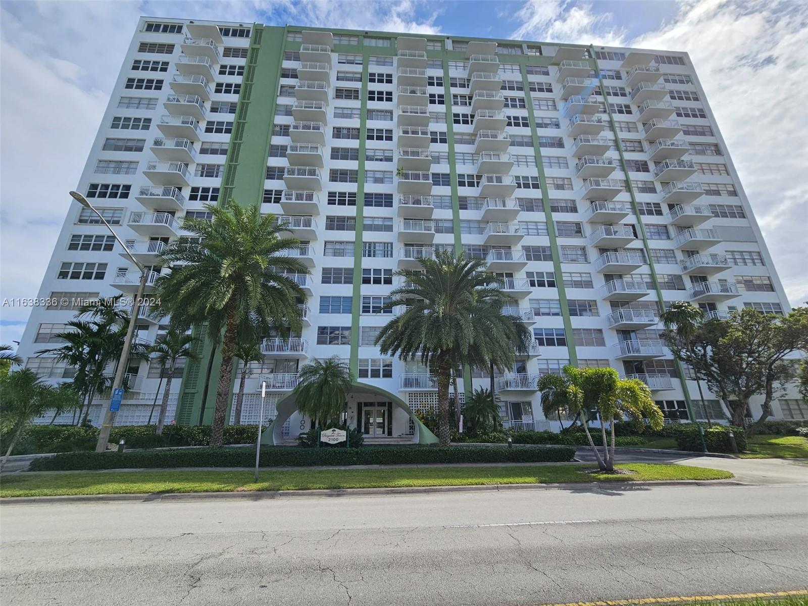 BAYVIEW TOWERS CONDO SOUT - Residential