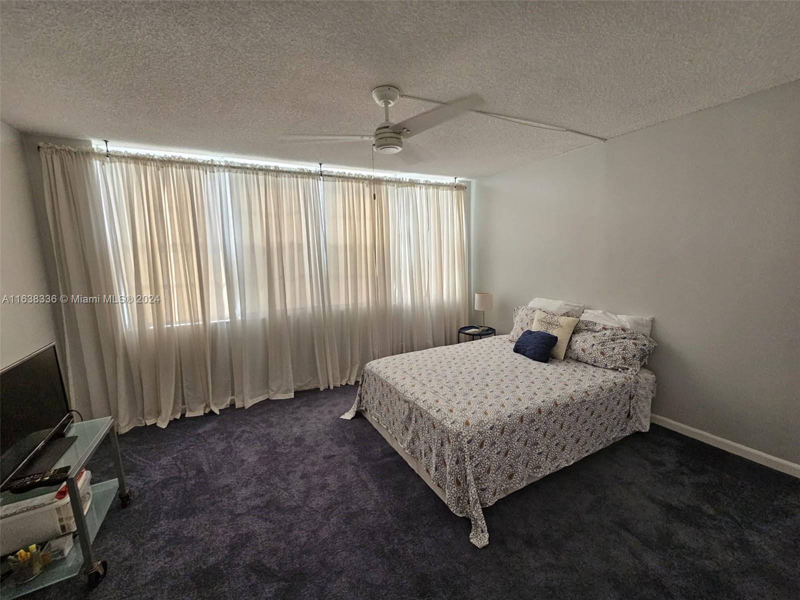 BAYVIEW TOWERS CONDO SOUT - Residential