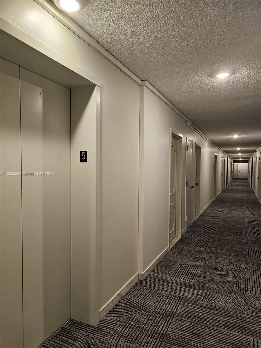 BAYVIEW TOWERS CONDO SOUT - Residential