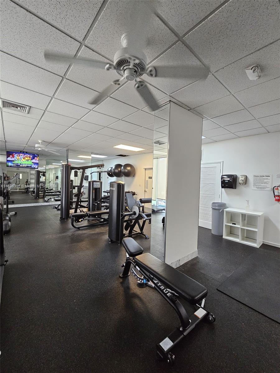 BAYVIEW TOWERS CONDO SOUT - Residential