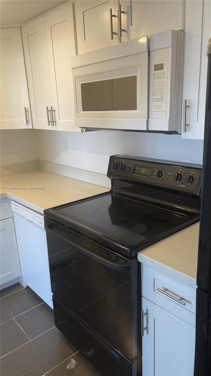 BRICKELL SHORES CONDO - Residential Lease
