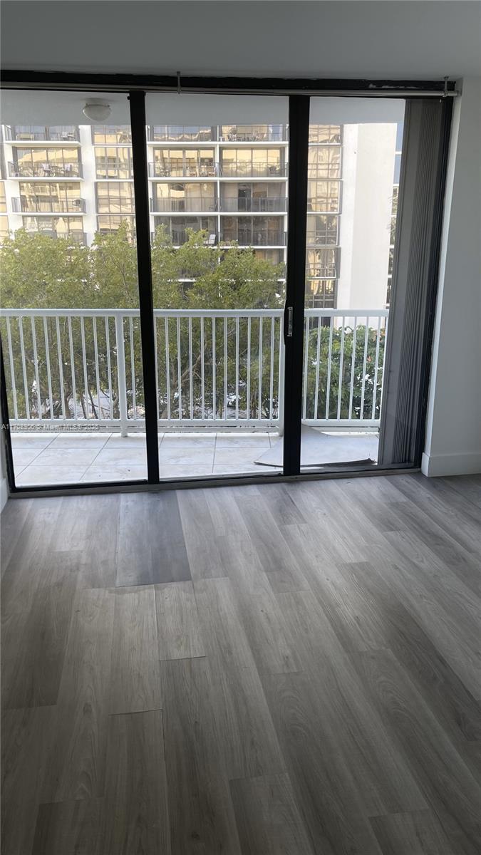 BRICKELL SHORES CONDO - Residential Lease