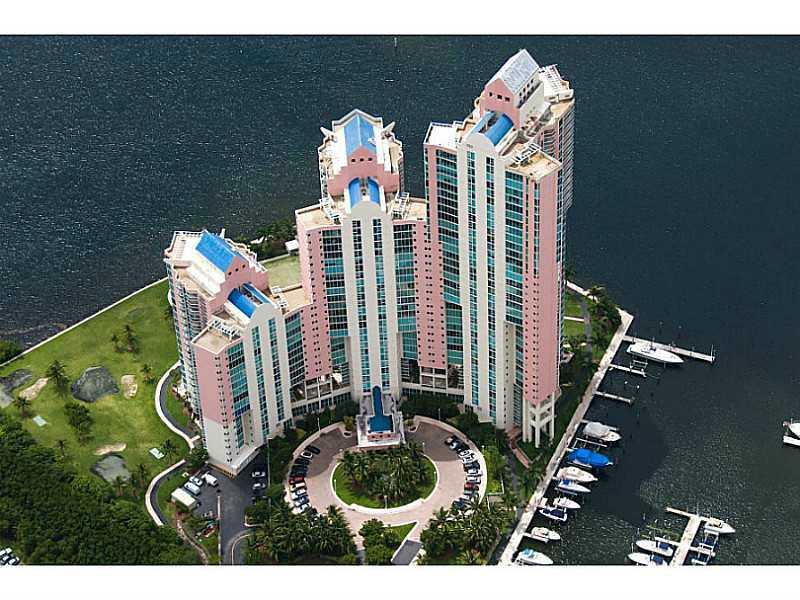 GORGEOUS UNIT WITH AMAZING WATER VIEWS! NEW GOURMET KITCHEN WITH GRANITE & S/S APPLIANCES. 5 STAR AMENITIES & 2 PARKING SPACES IN GARAGE!! INCLUDES INTERNET & PREMIER CABLE. BEST LINE IN THE BUILDING WITH WATER VIEWS FROM EVERY ROOM! TOP OF THE LINE FINIS HES,  FLOOR TO CEILING IMPACT GLASS TO TAKE IN THE ENDLESS SE OCEAN & BAY VIEWS! WOOD & CERAMIC FLOORING, & FULL SIZE W/D IN THE UNIT. MASSIVE MASTER SUITE & ALL BEDROOMS HAVE ENSUITE BATHS. MINUTES FROM THE BEACH!