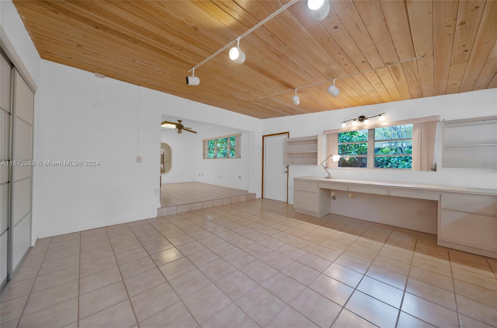 HIGHWAY SUB AMD - Residential