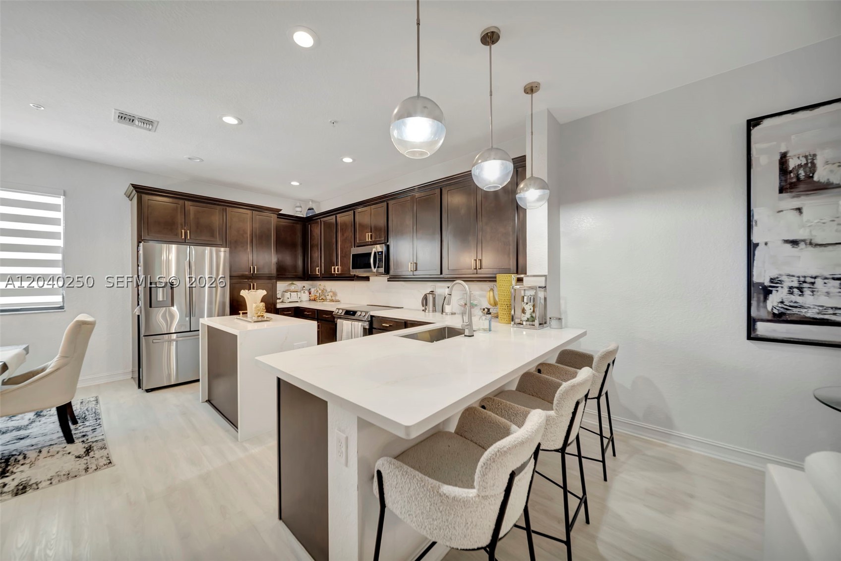 PEMBROKE LAKES SOUTH - Residential