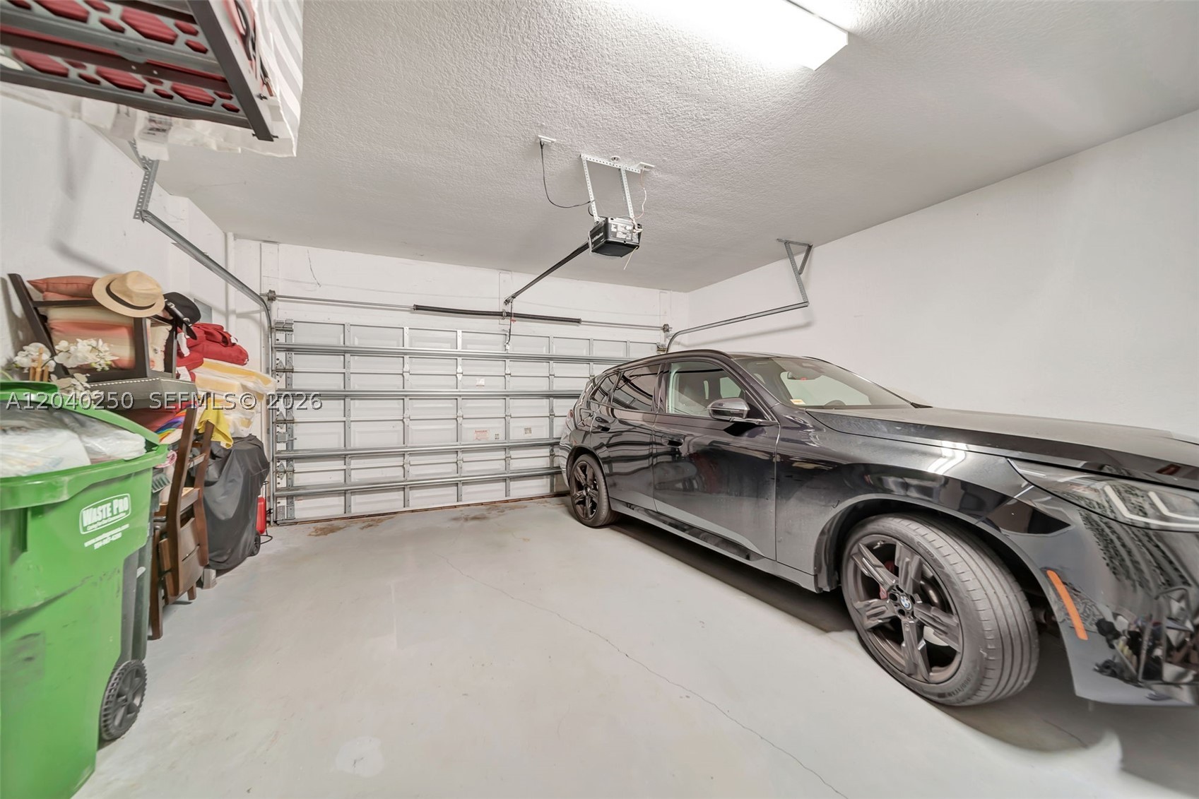 PEMBROKE LAKES SOUTH - Residential