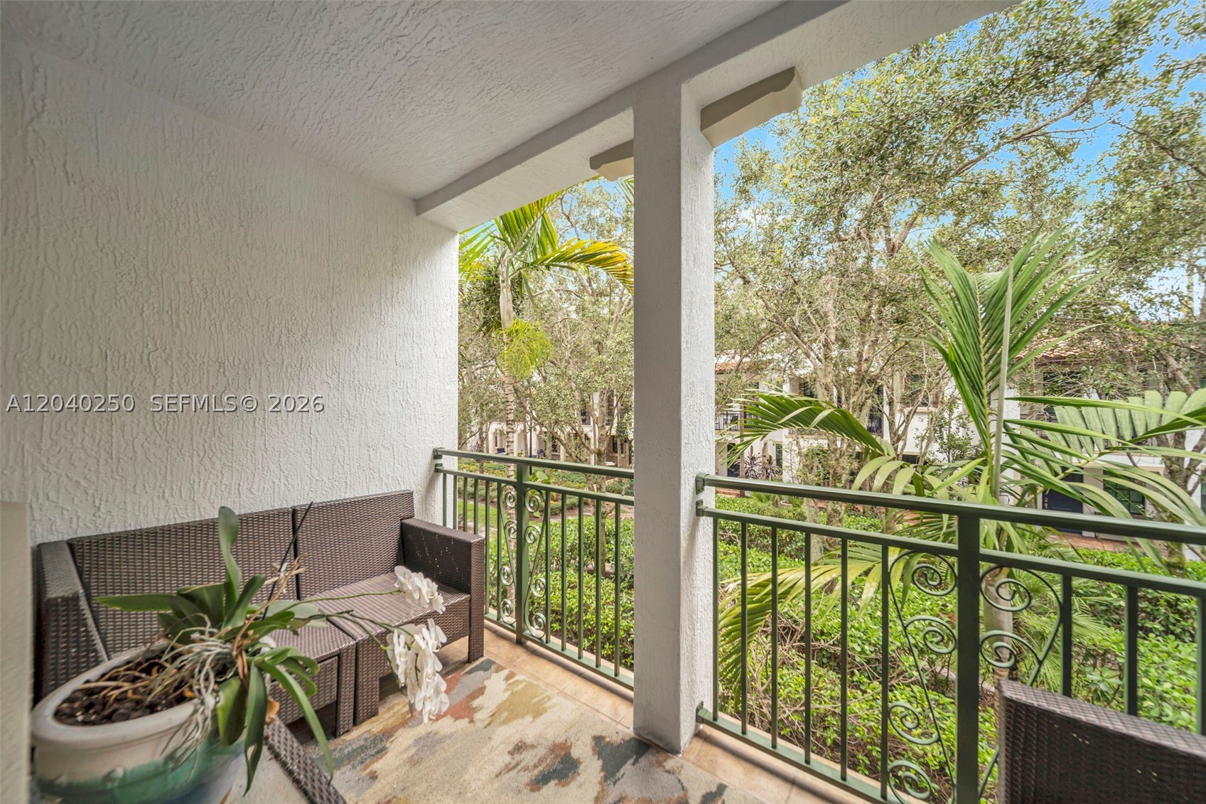 PEMBROKE LAKES SOUTH - Residential