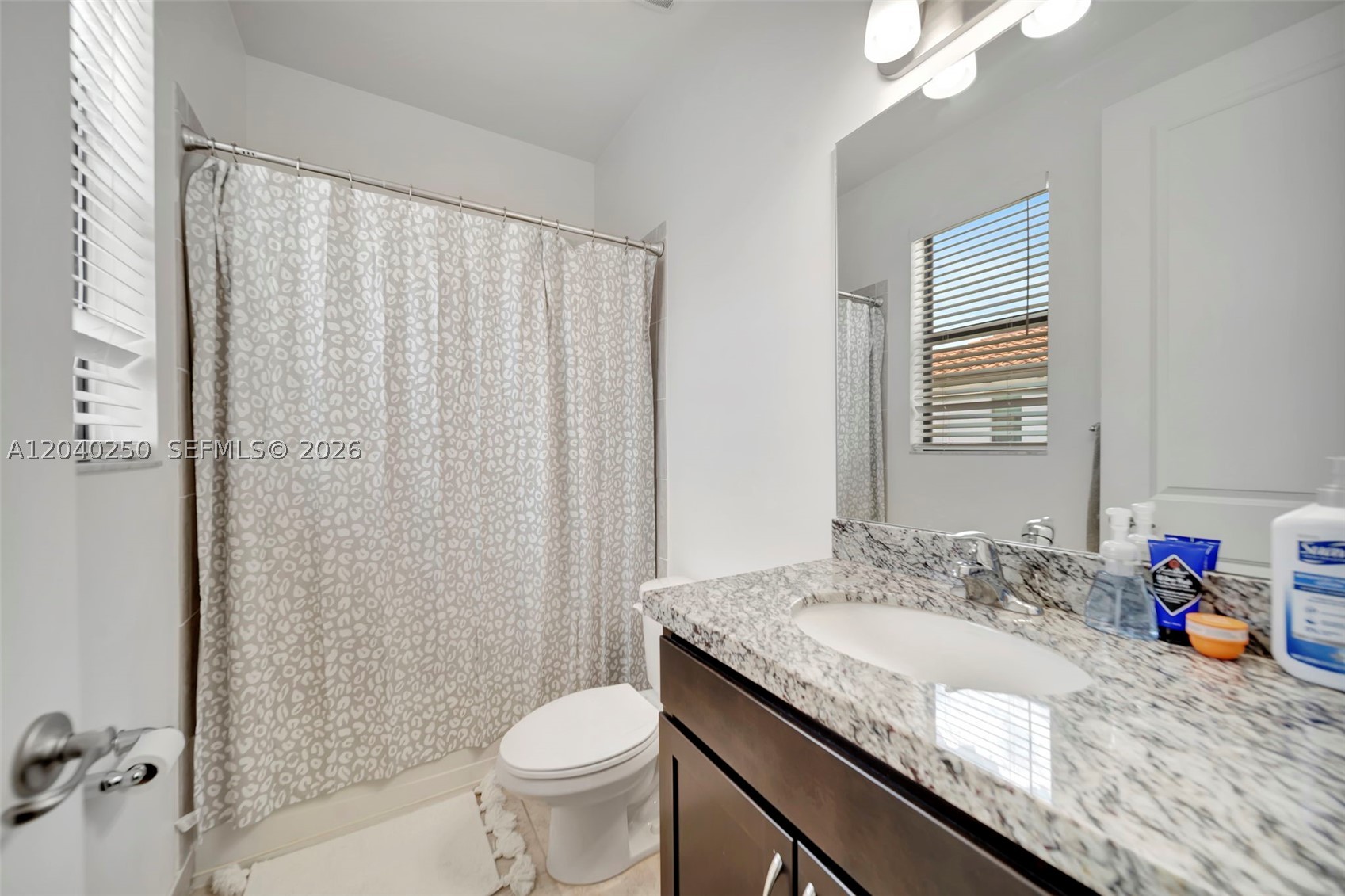PEMBROKE LAKES SOUTH - Residential
