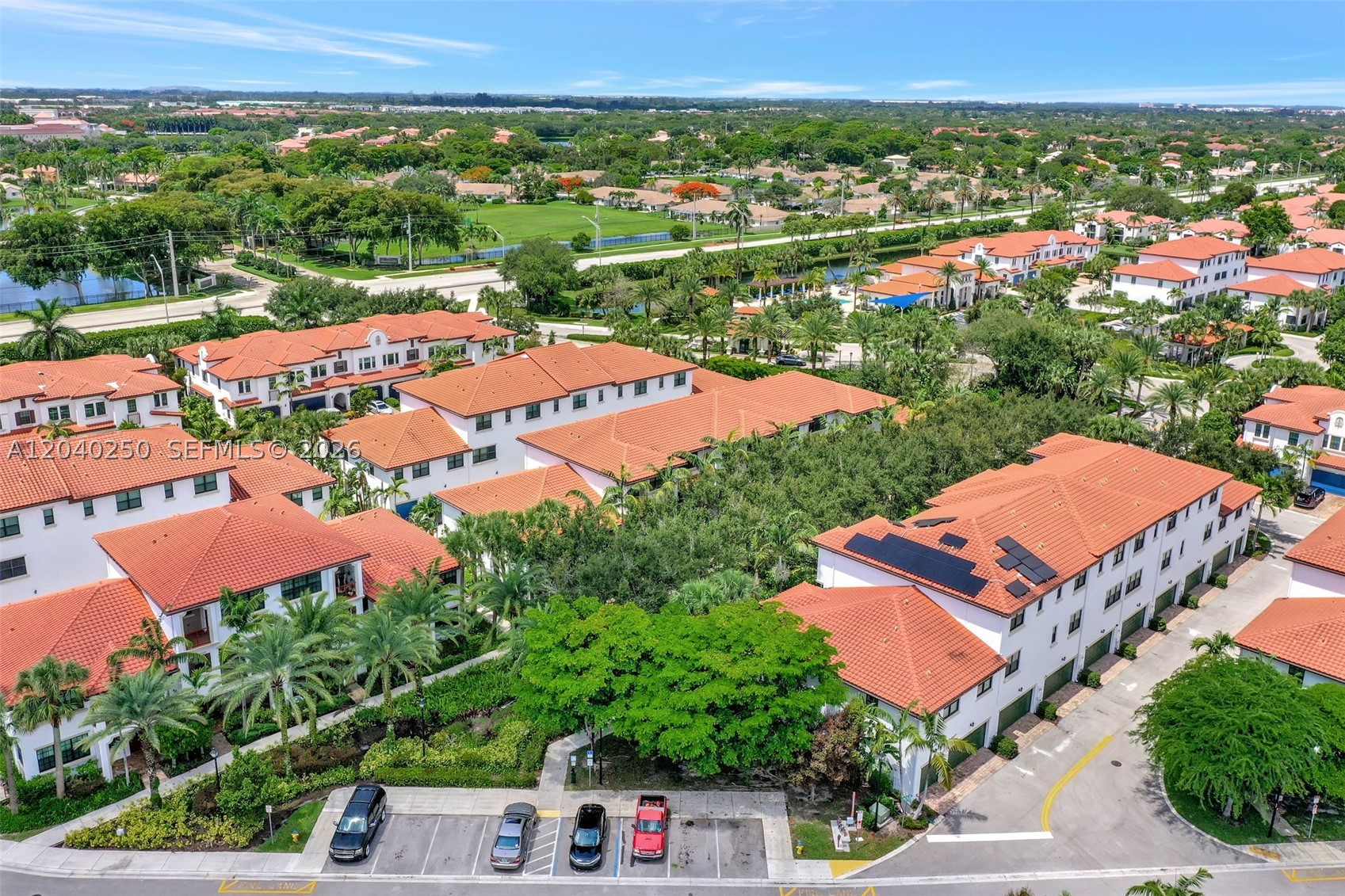 PEMBROKE LAKES SOUTH - Residential