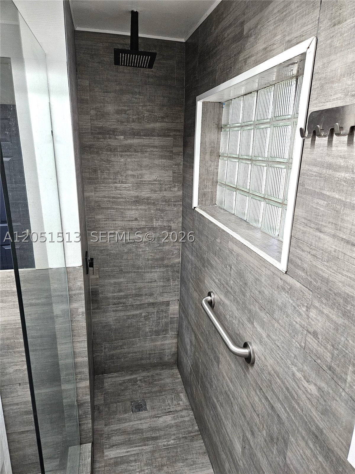 MIAMI GARDENS ESTATES - Residential Lease