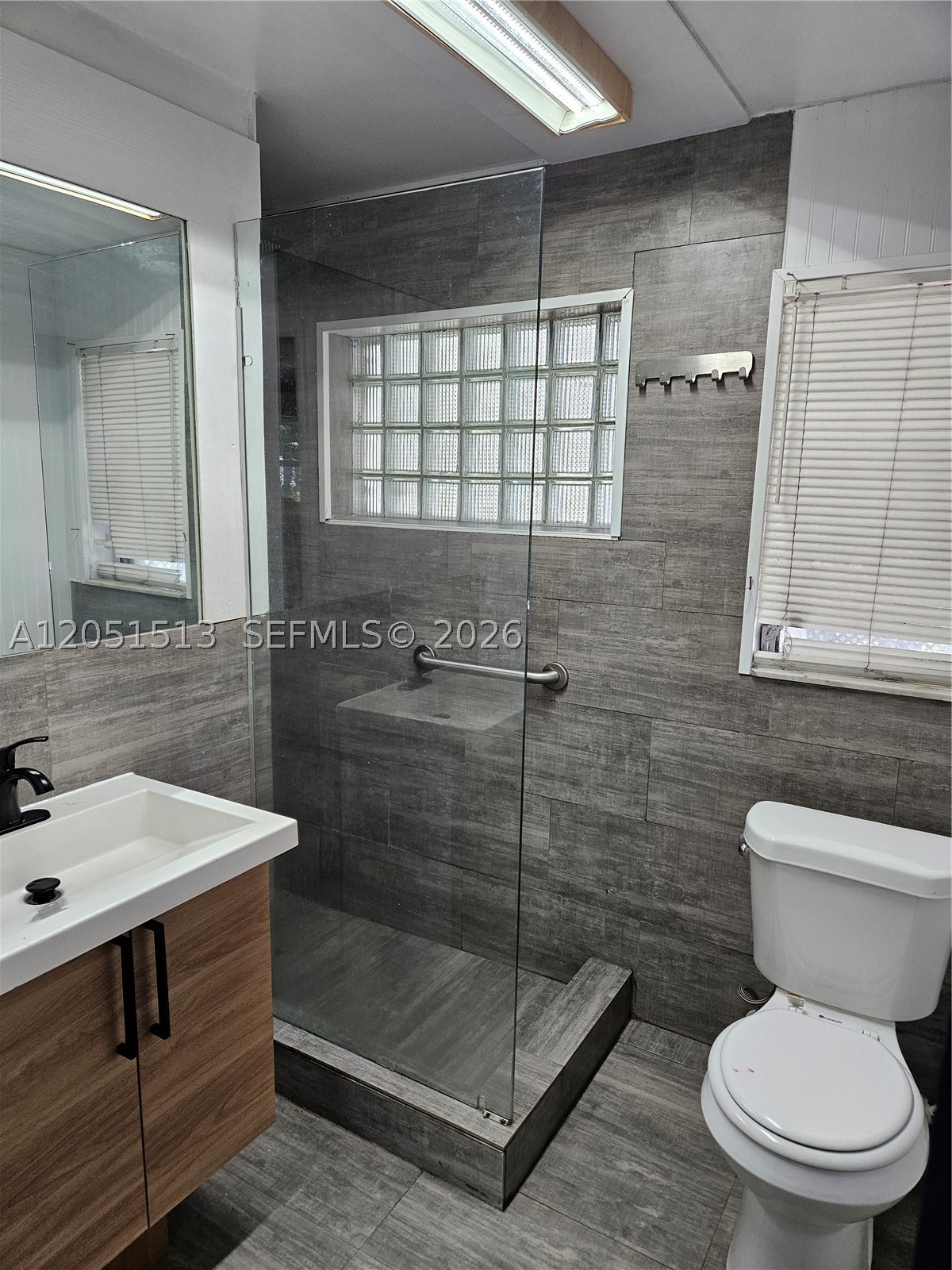 MIAMI GARDENS ESTATES - Residential Lease