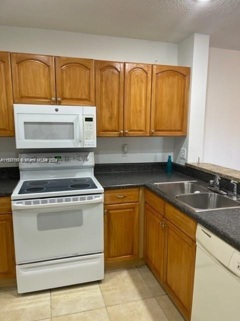 GRAND OASIS CONDO - Residential Lease