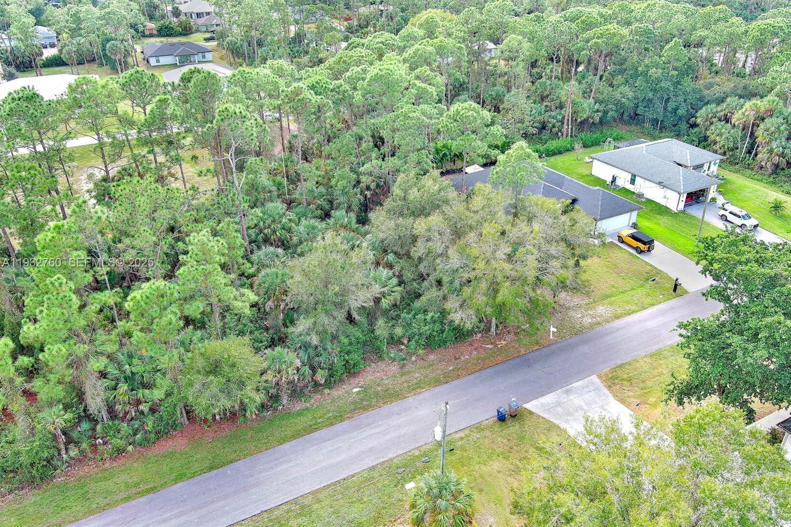 LEHIGH ACRES - Land