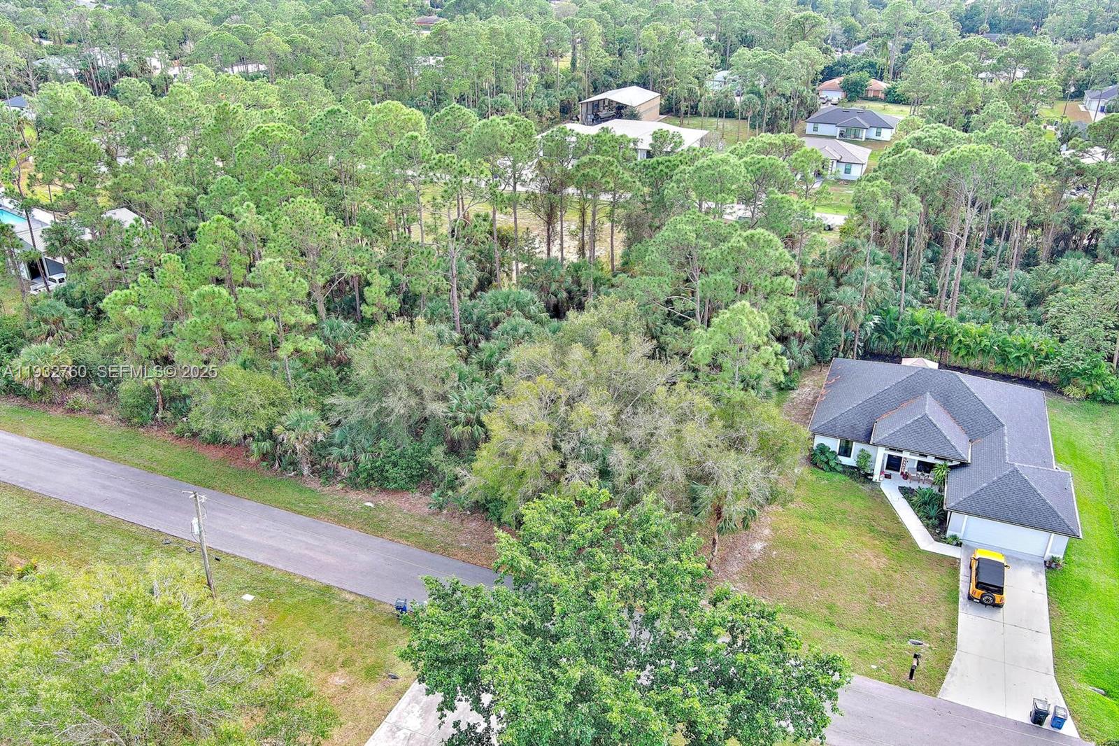 LEHIGH ACRES - Land