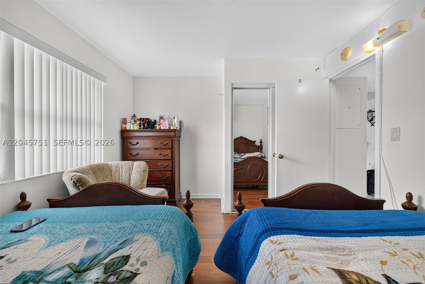 QUATRAINE CONDO I PH I - Residential