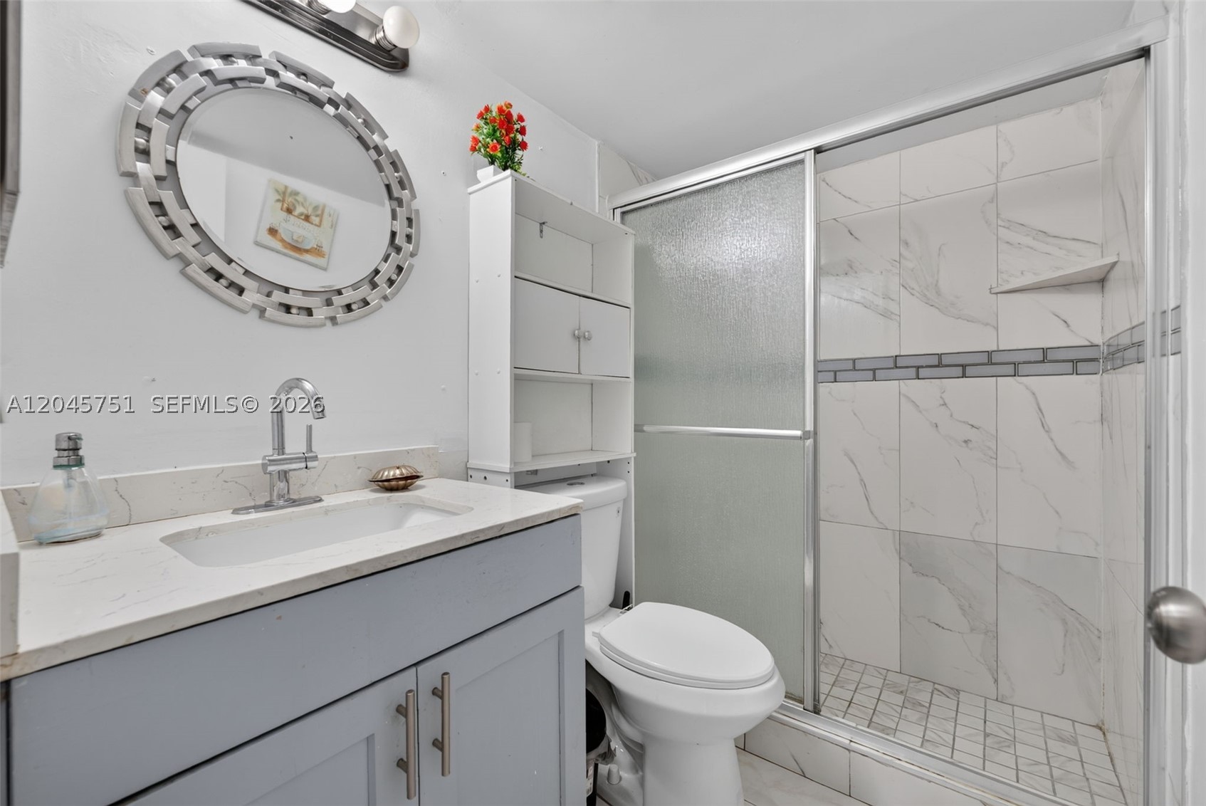 QUATRAINE CONDO I PH I - Residential