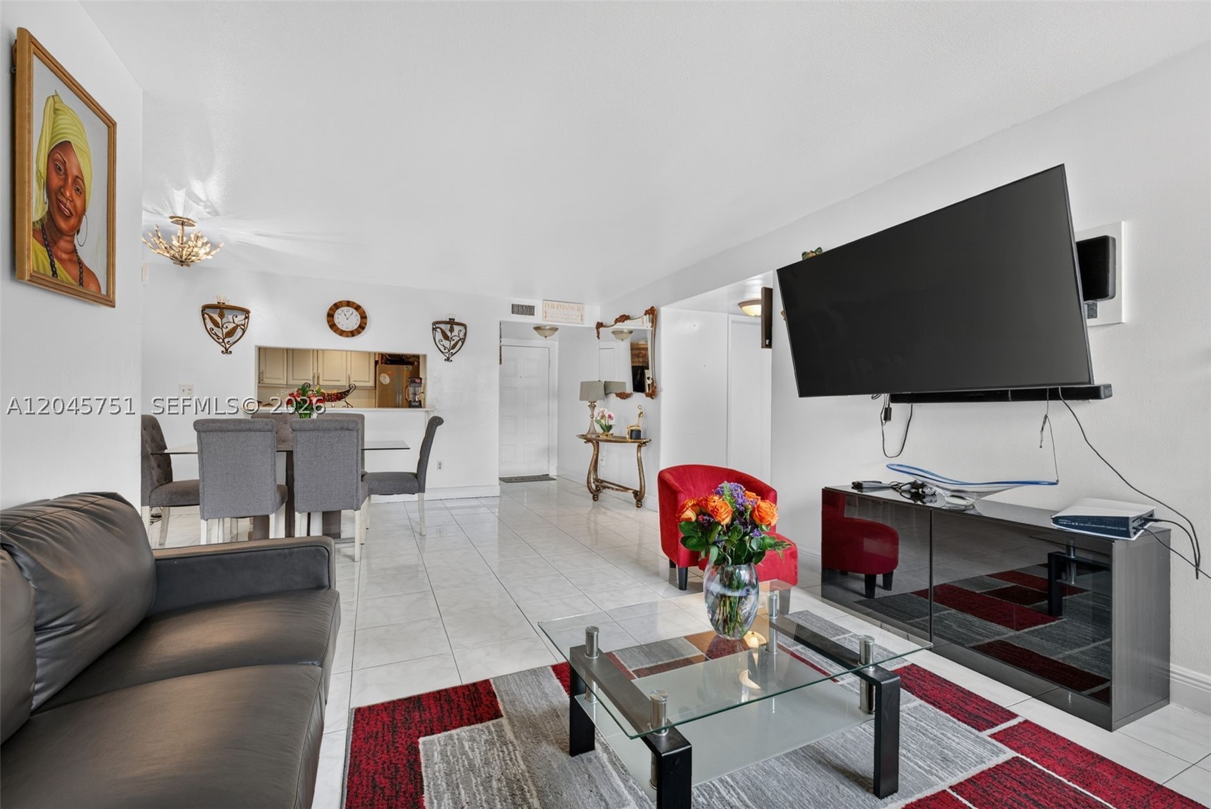 QUATRAINE CONDO I PH I - Residential