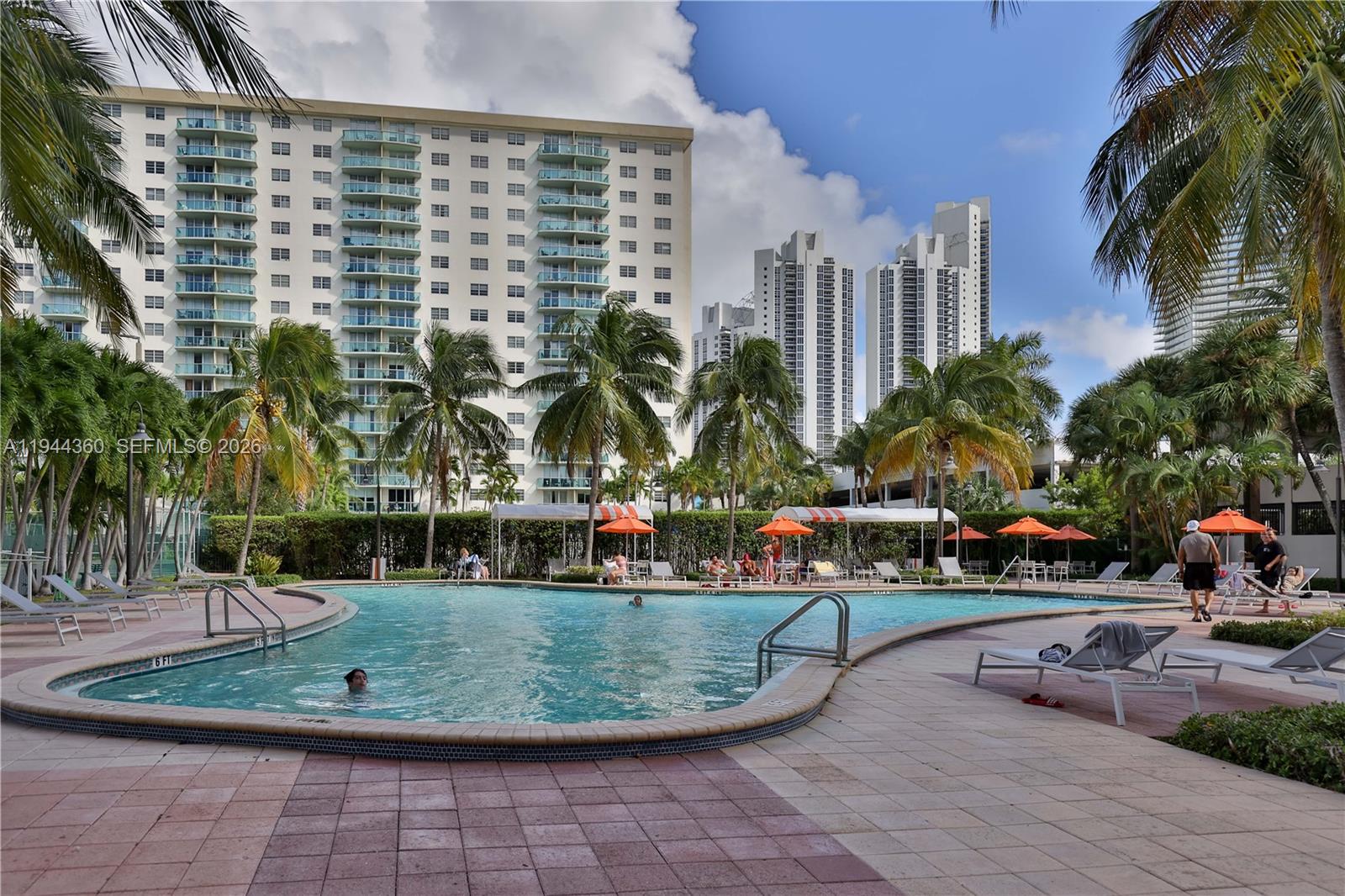 OCEANVIEW BUILDING B COND - Residential