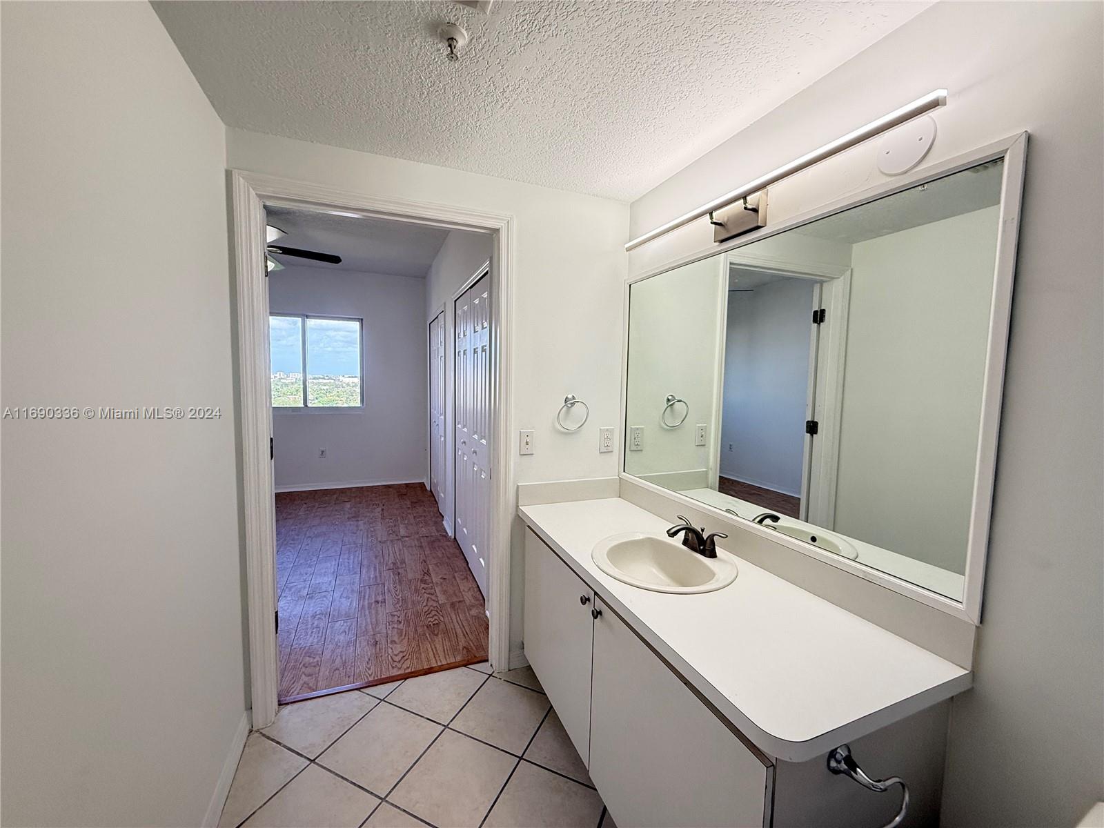 CORAL PLAZA OF MIAMI COND - Residential Lease