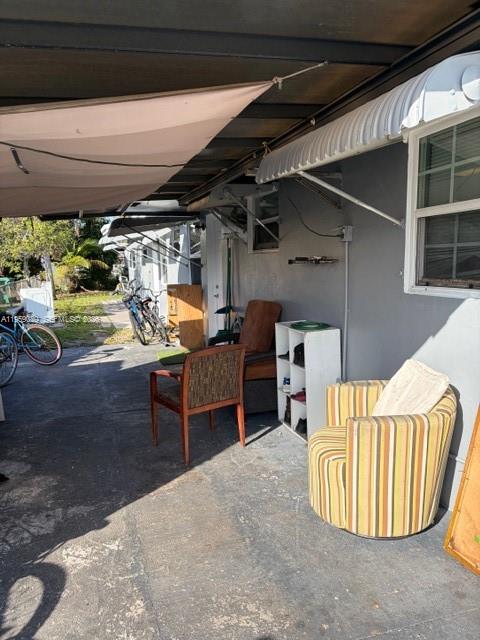 FLORAL HEIGHTS - Residential Income