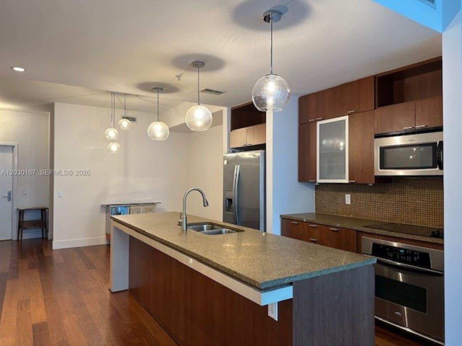 THE PLACE AT CHANNELSIDE A - Residential