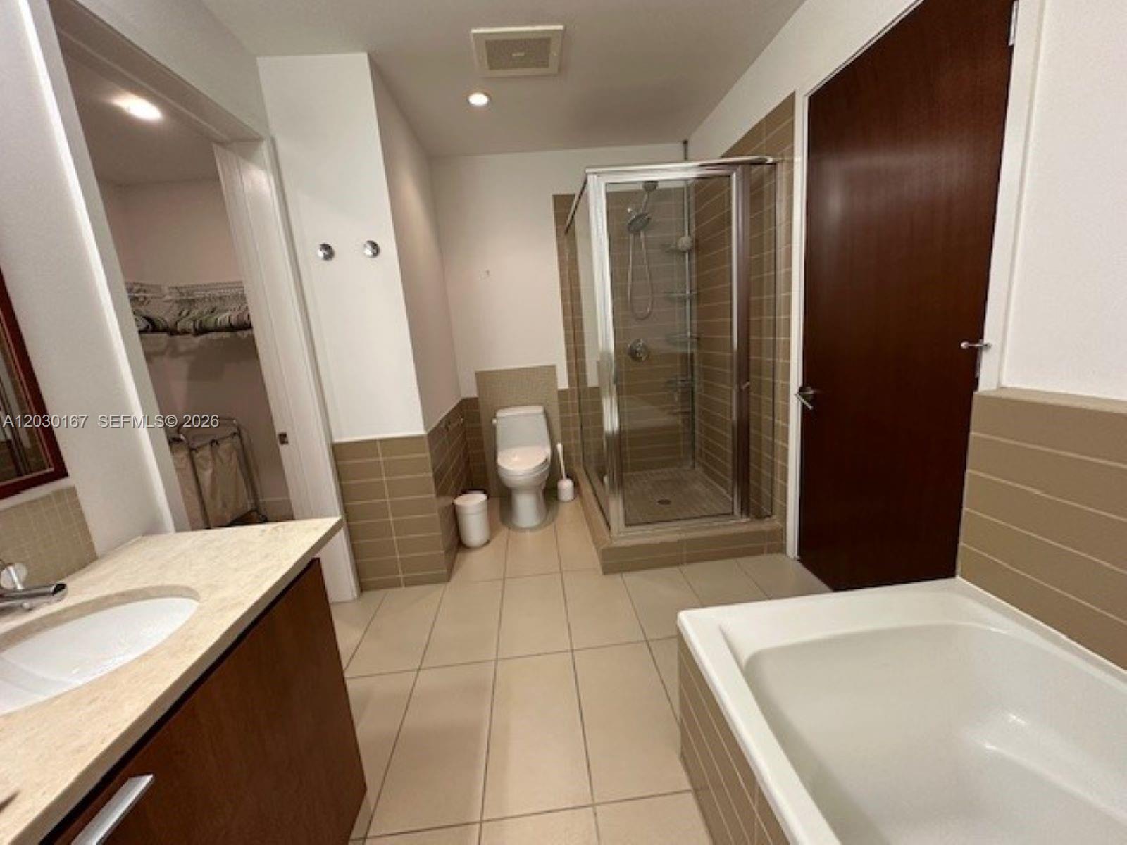 THE PLACE AT CHANNELSIDE A - Residential