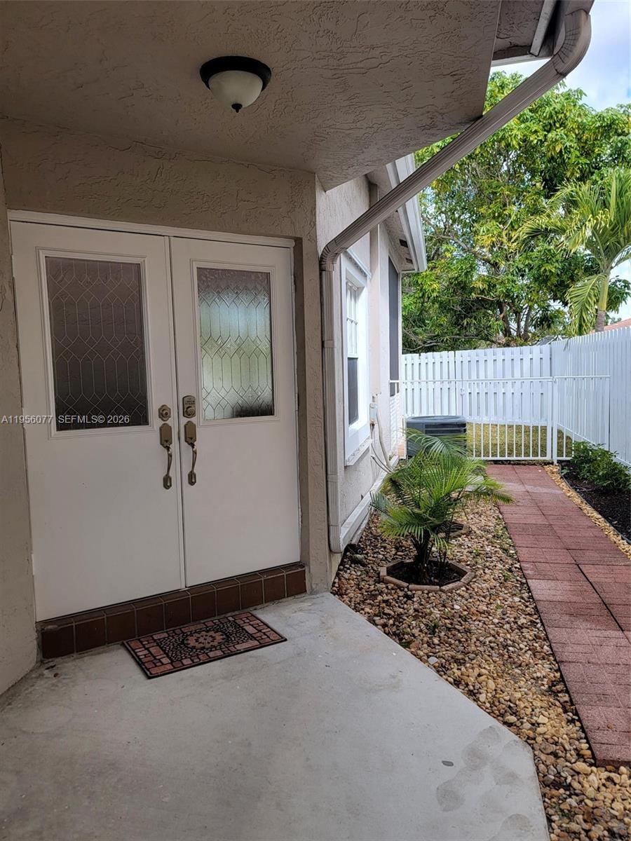 SAWGRASS PLANTATION - Residential Lease