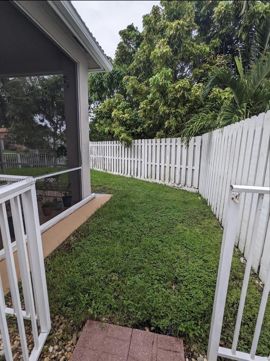 SAWGRASS PLANTATION - Residential Lease
