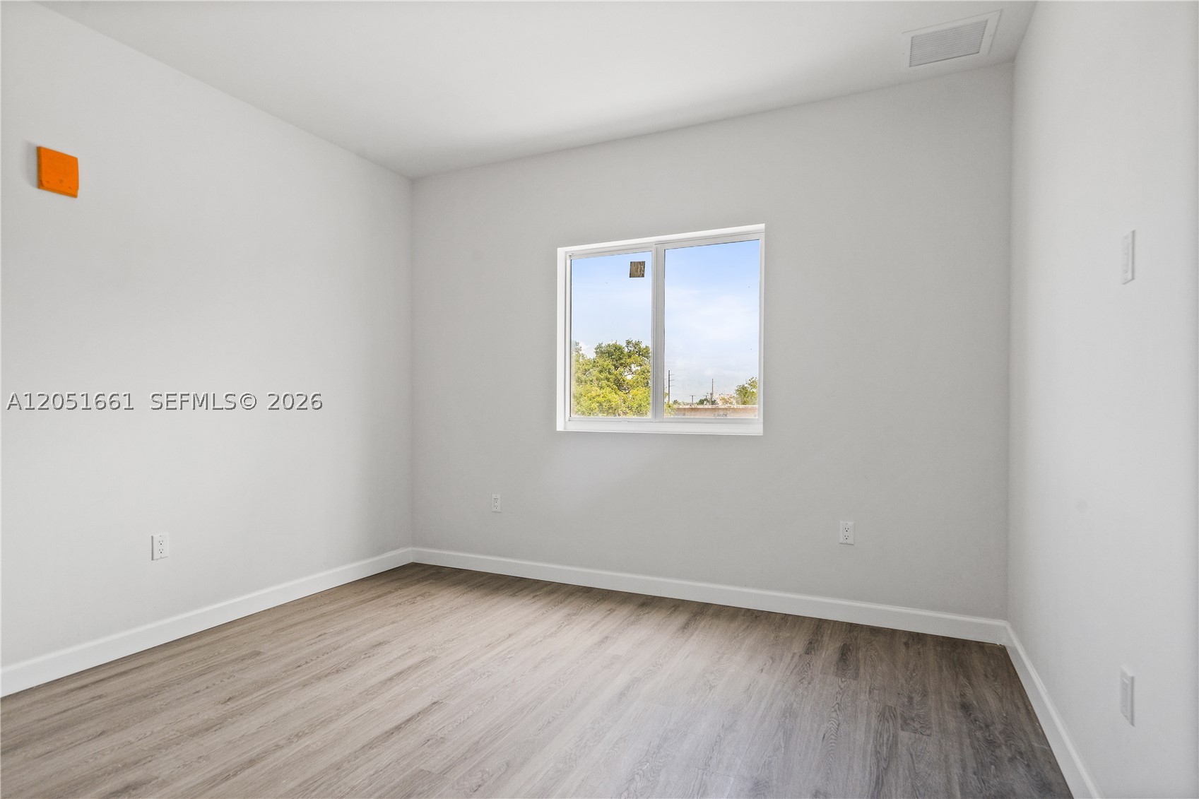 ALLAPATTAH HGLDS ADDN REV - Residential Lease