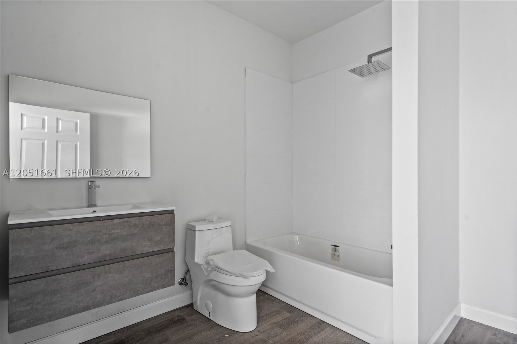 ALLAPATTAH HGLDS ADDN REV - Residential Lease
